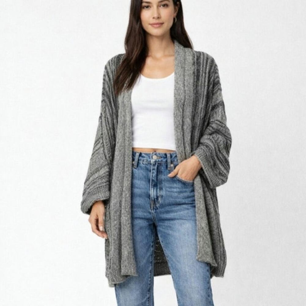 Lane Bryant Cardigan Sweater Women's Size 26/28 Open Knit Gray Sparkle Casual